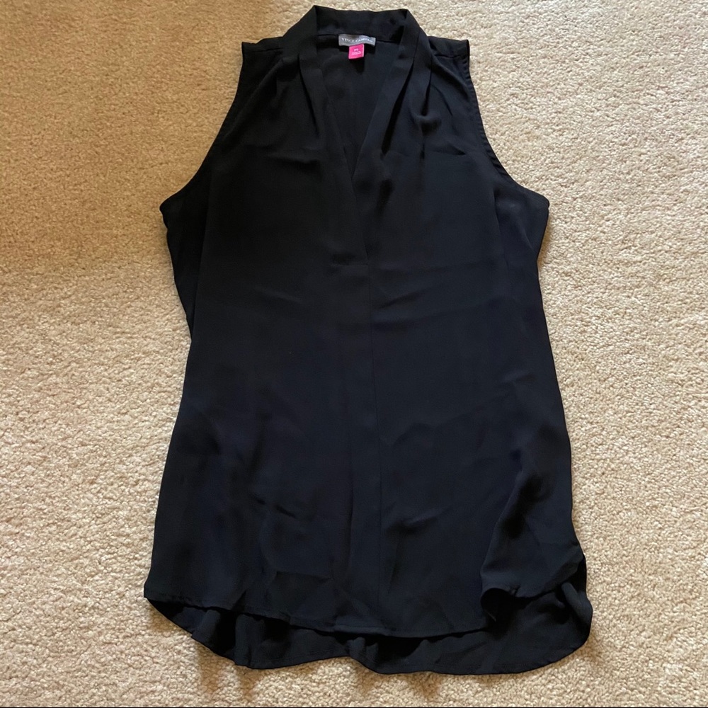 Vince Camuto black C neck tunic